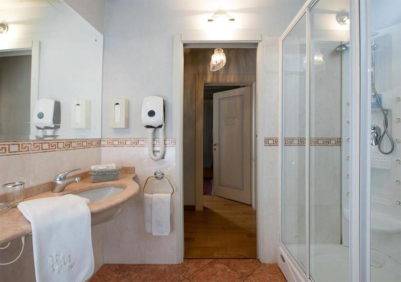 Domus Nova Palace - Italian Homing Verona Bagian luar foto