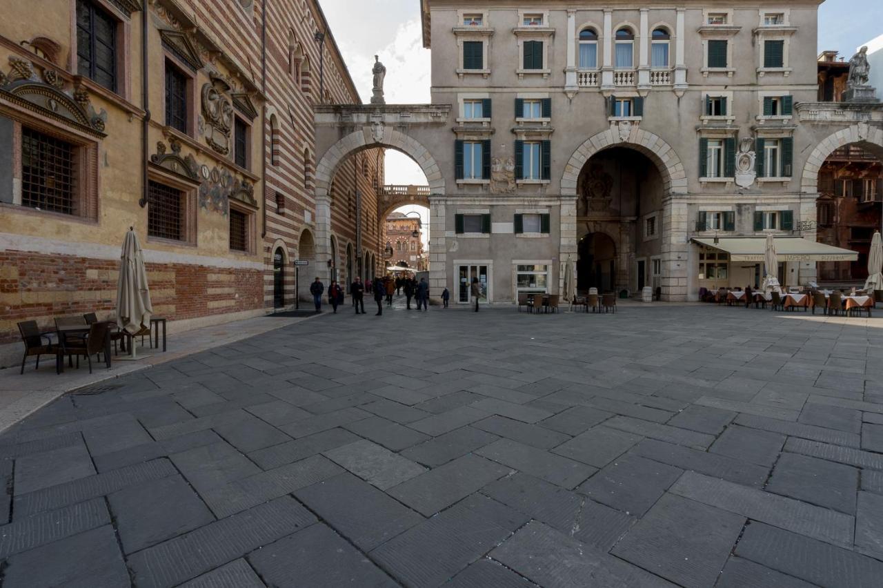 Domus Nova Palace - Italian Homing Verona Bagian luar foto