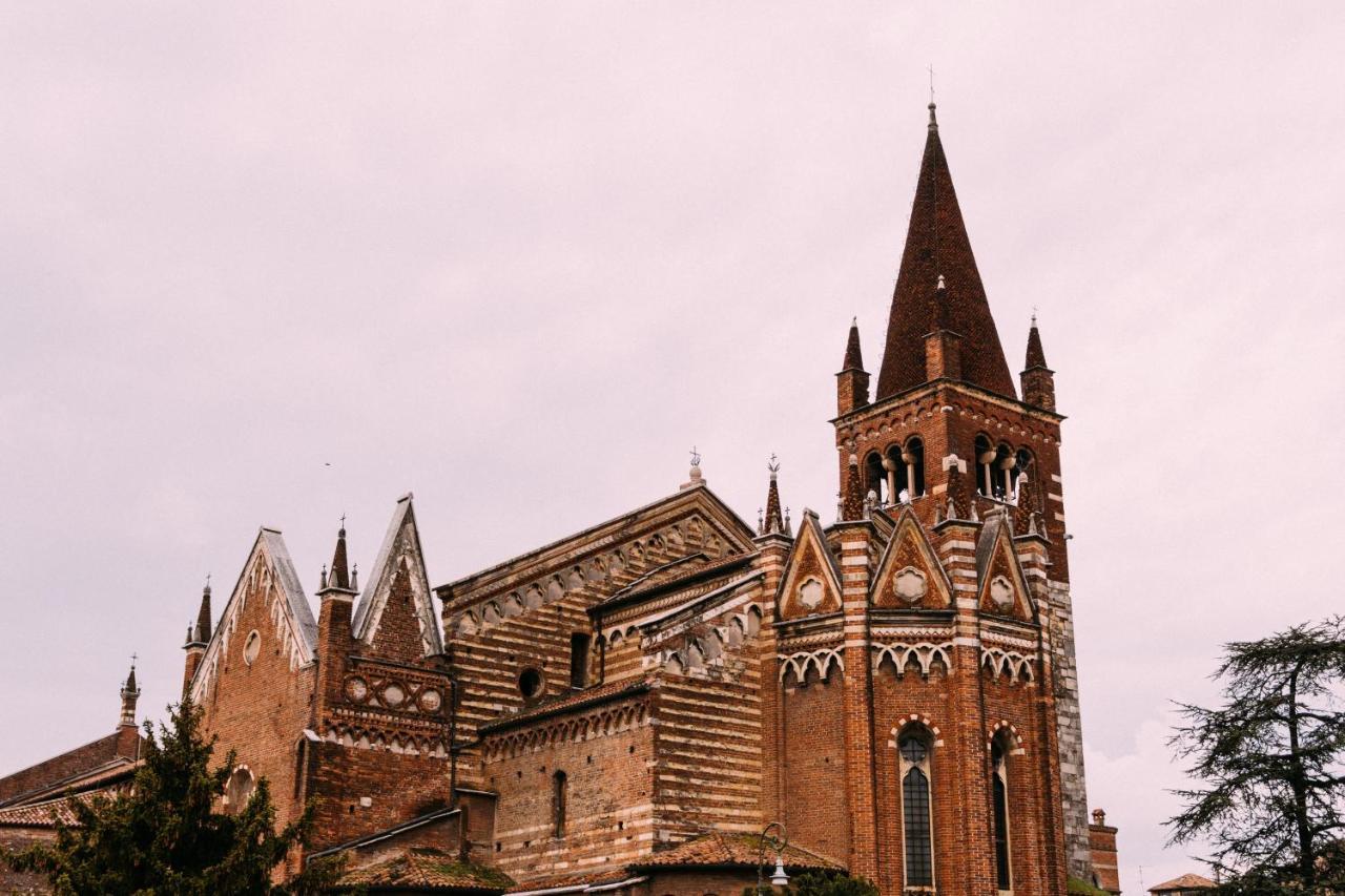 Domus Nova Palace - Italian Homing Verona Bagian luar foto