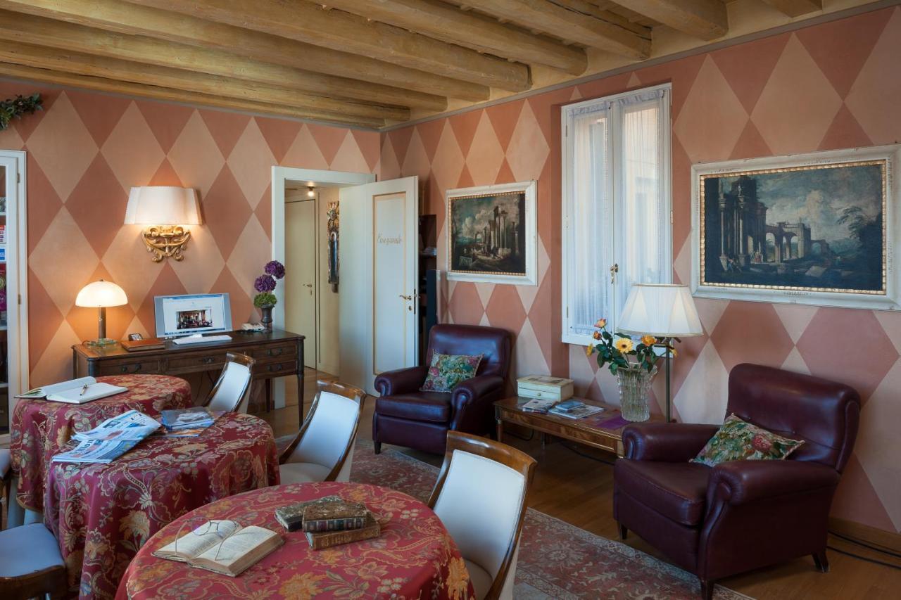 Domus Nova Palace - Italian Homing Verona Bagian luar foto